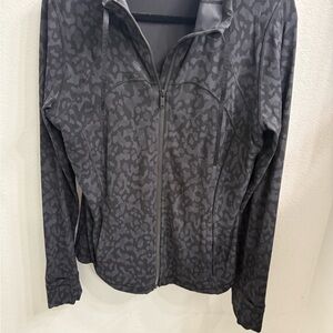 Lululemon Women's Gray/Black Leopard  Define Jacket - size 10/12